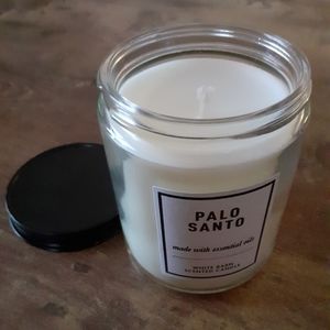 White Barn scented candle